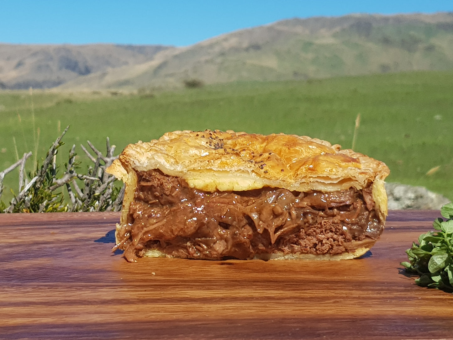 Black Beer, Beef with aged Airedale cheese