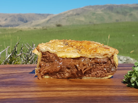 Black Beer, Beef with aged Airedale cheese